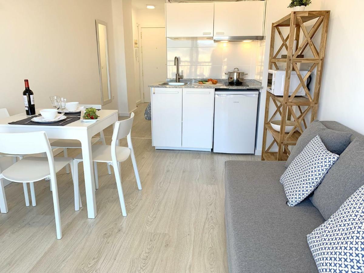 Apartamento 1ª Linea De Mar -Wifi- Aire Acondicionado Эмпуриабрава Экстерьер фото