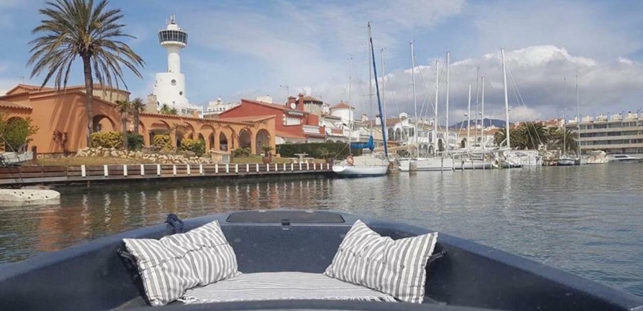Apartamento 1ª Linea De Mar -Wifi- Aire Acondicionado Эмпуриабрава Экстерьер фото